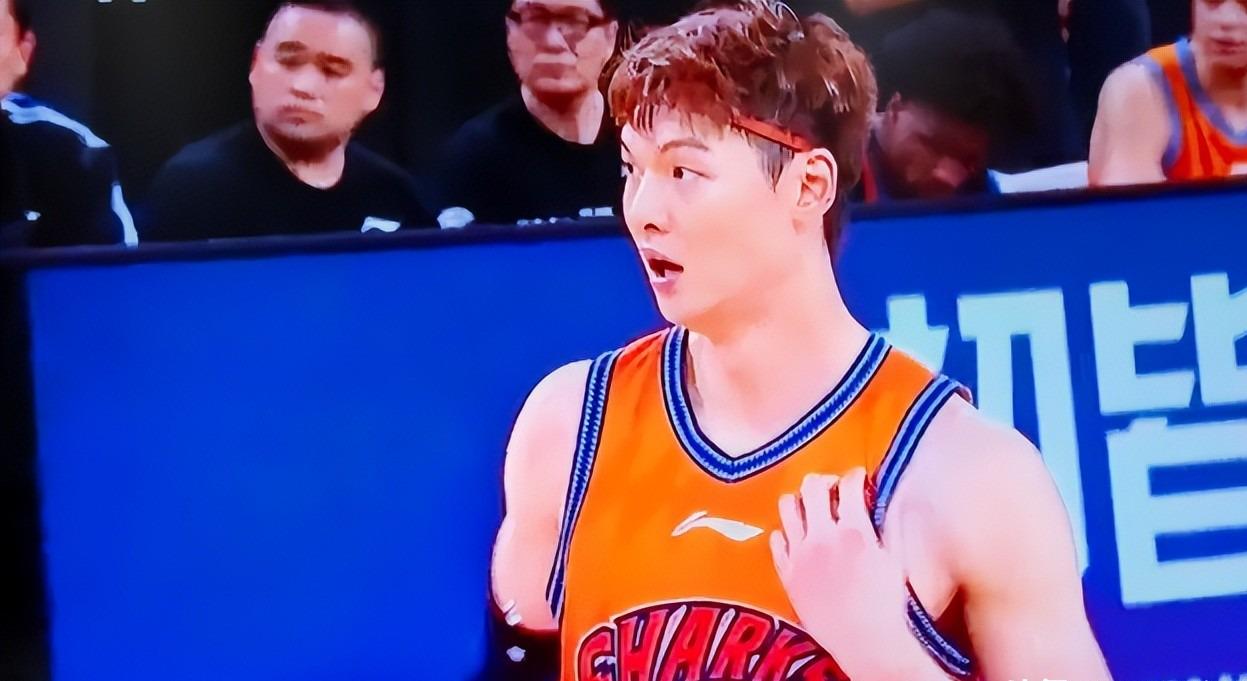 3换1！倒贴首轮签！全队都别防守了