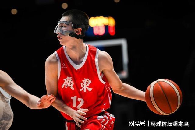 美媒曝绿军字母哥三方交易构想